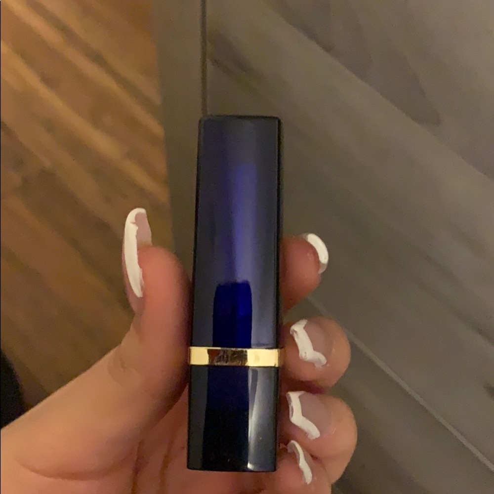 brand new estee lauder lipstick